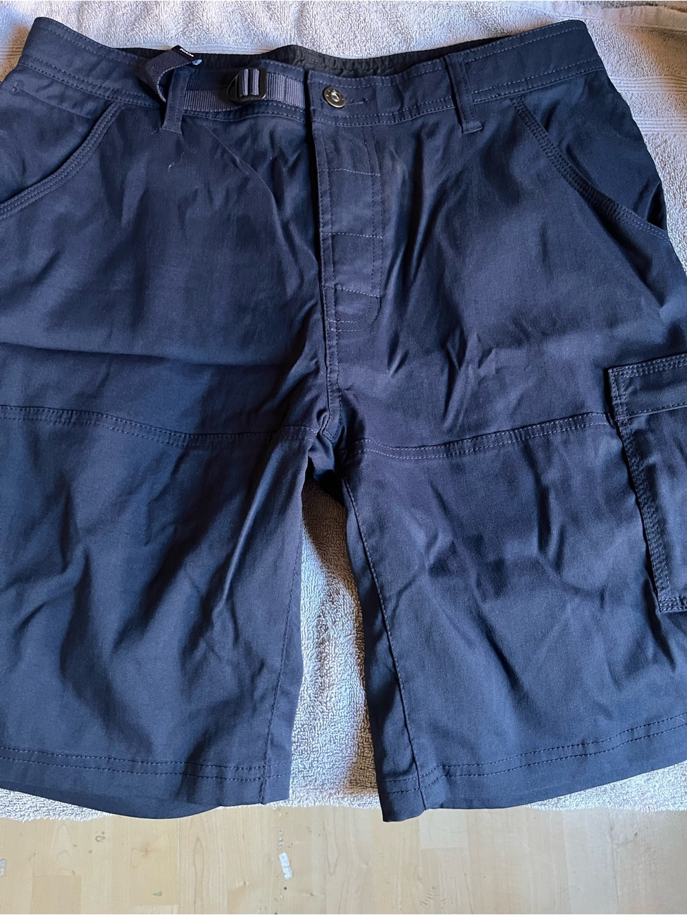 Prana Men's Dark Blue Cargo Shorts with Integrated Belt